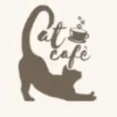 immagine di un gatto che si stiracchia e una tazzina fi caffè fumante